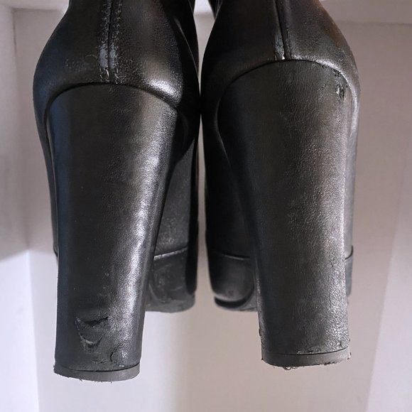 Stuart Weitzman Highland Stretch Leather Black Over-the-knee Boot - Picture 13 of 16